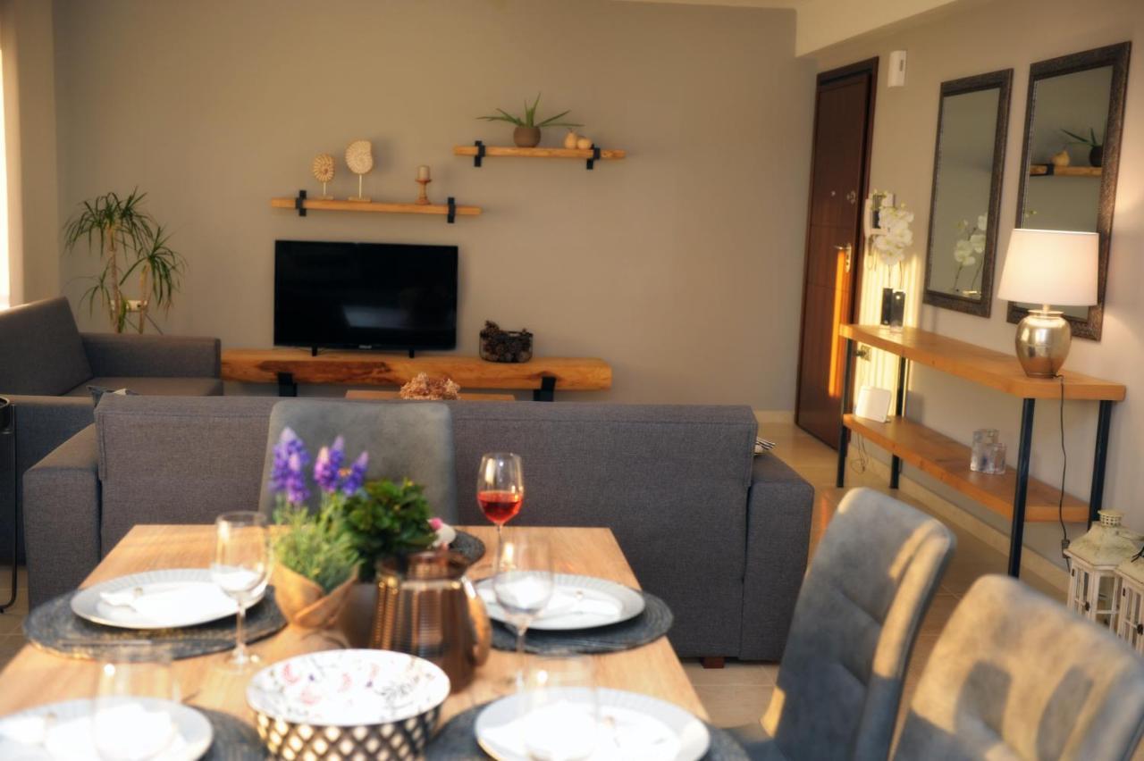 Onar Luxury Apartment Néa Péramos Eksteriør bilde